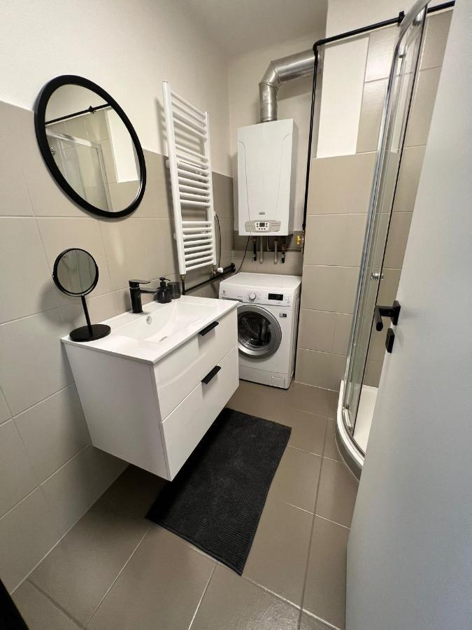 Apartman Opava S Parkovanim Екстериор снимка