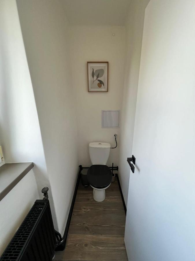 Apartman Opava S Parkovanim Екстериор снимка
